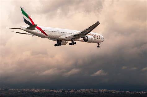 End Of The Middle Seat: Emirates Plans Boeing 777 Business .
